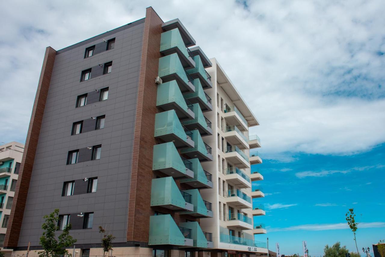 Green Apartament Near The Beach Năvodari Extérieur photo