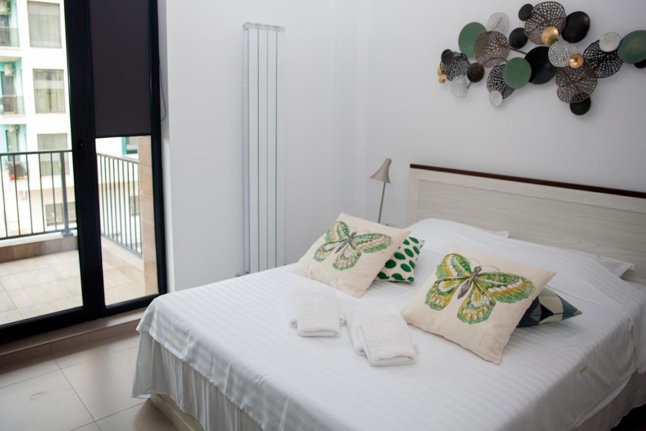 Green Apartament Near The Beach Năvodari Extérieur photo